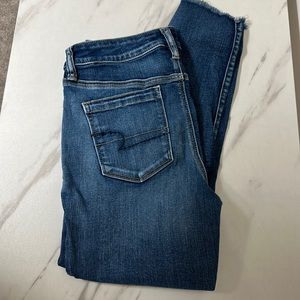 AE 🦅 Jegging Crop